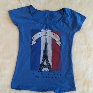 Paris is a place to dream T Shirt